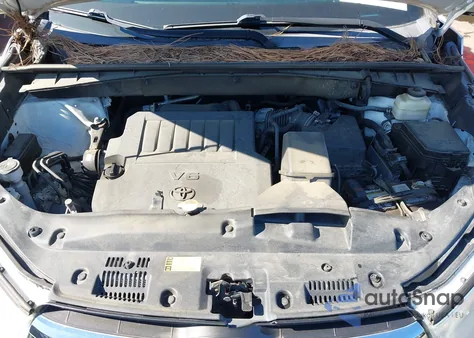 2016 Toyota Highlander Xle из США, поврежденный, VIN 5TDJKRFH8GS348118